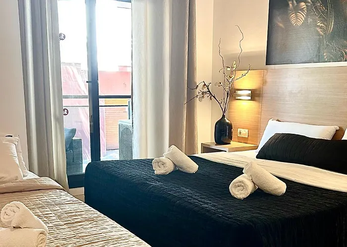 Born To Chill With Pool, Parking & Balcony *