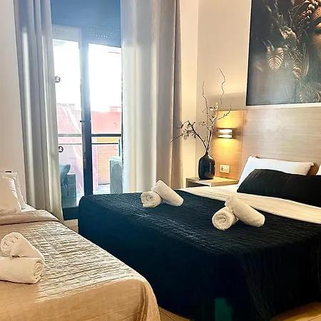 Born To Chill With Pool, Parking & Balcony *