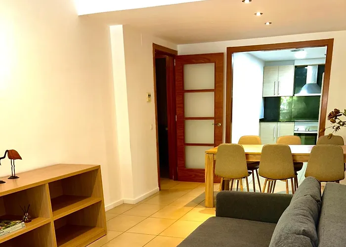 Born To Chill With Pool, Parking & Balcony *