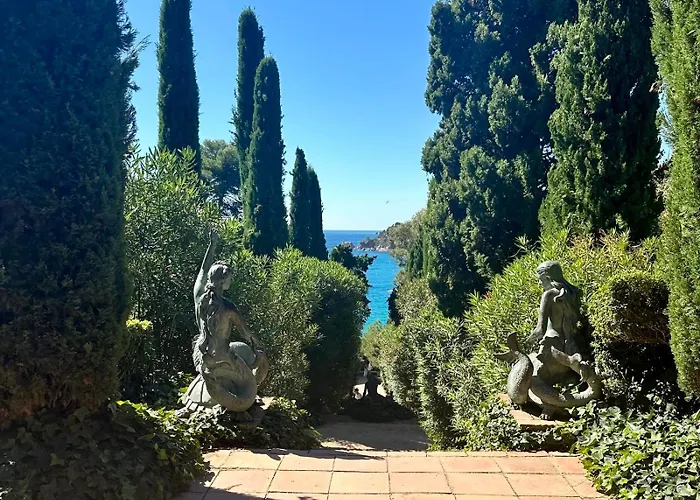 Born To Chill With Pool, Parking & Balcony 公寓 *