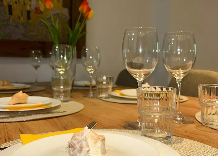 Born To Chill With Pool, Parking & Balcony * Льорет-де-Мар